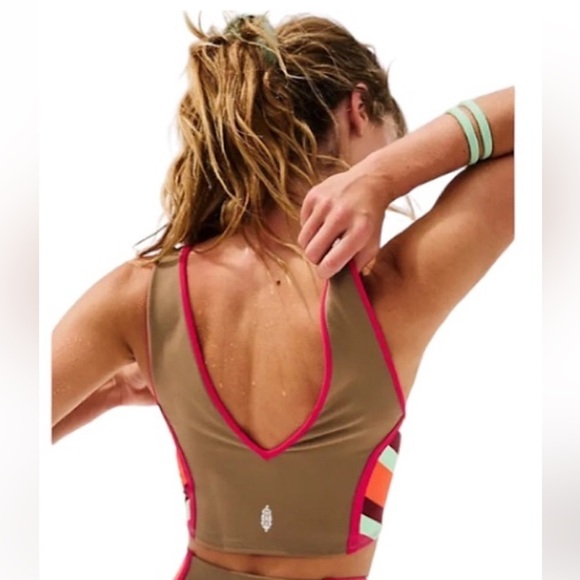 Free People Movement Never Better Color Block Crop Tank Size Medium NWT - Picture 4 of 11